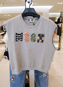 精選女裝品牌推薦 從快時尚到奢華，打造個性衣櫥